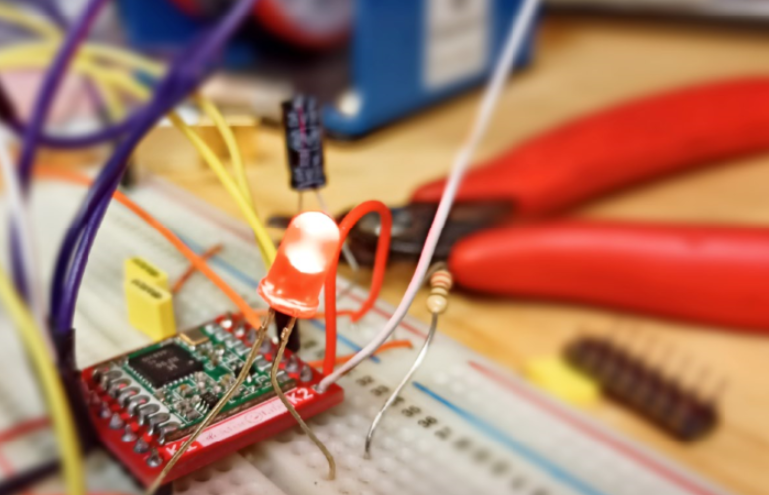 如何為項(xiàng)目選擇合適的微控制器？